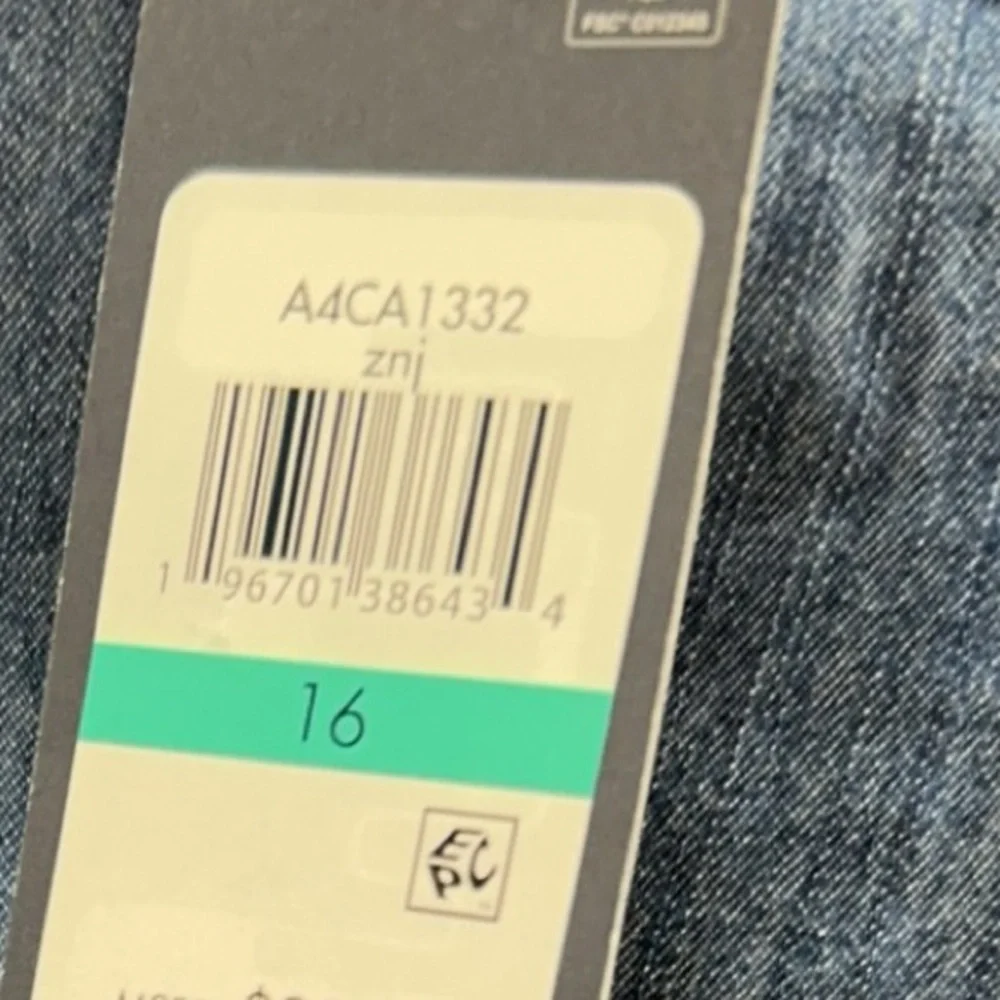 Tommy Hilfiger Cute Midi Denim Dress - Picture 4 of 5
